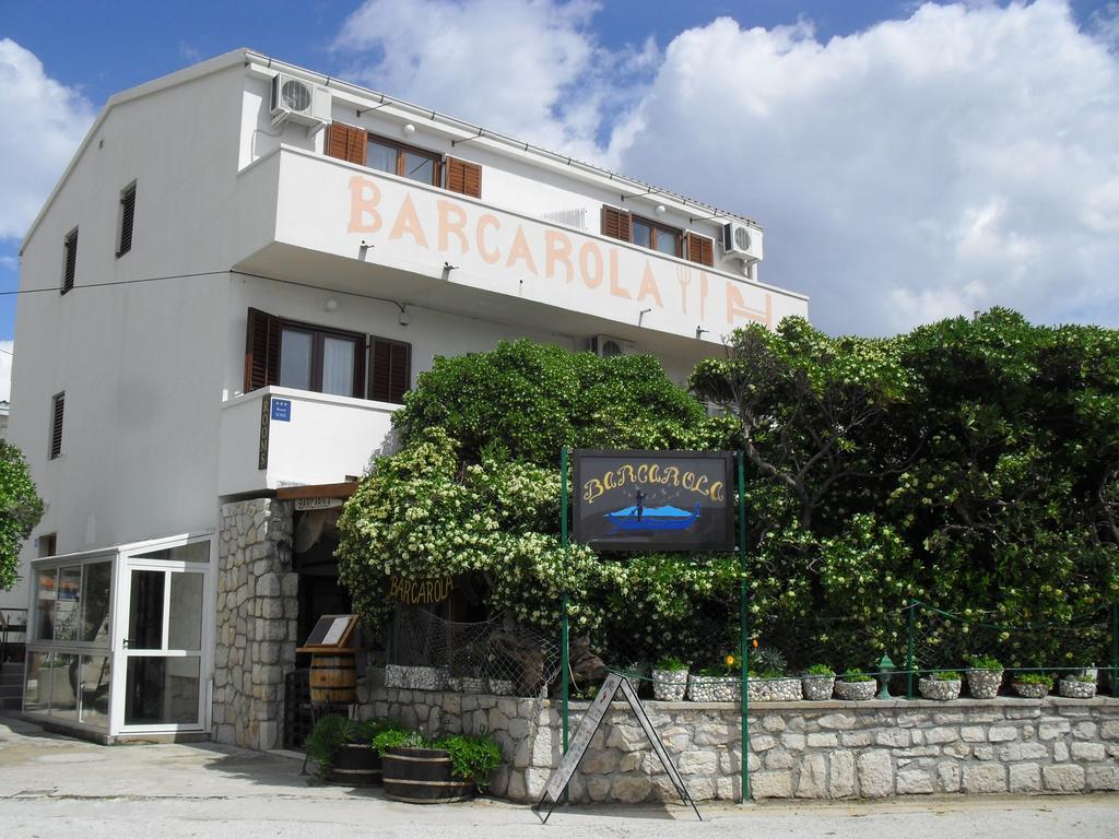 Apartments Barcarola Паг Экстерьер фото